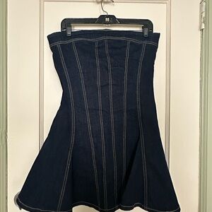 Chic Strapless Dark Denim Dress